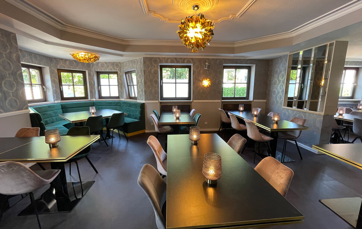 Interior design of the Munich restaurant Taste of India